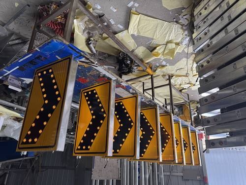 丽水丽水太阳能交通标牌的核心部件是电池,电池多久